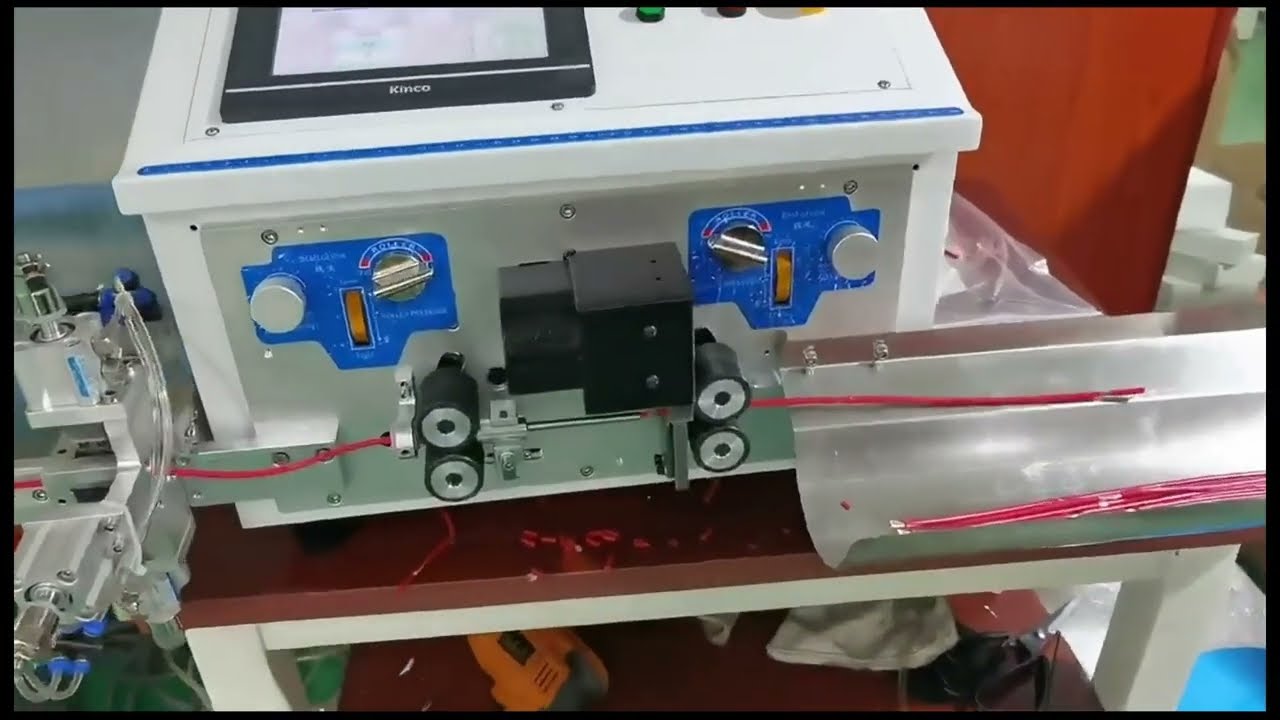 Négyzetes szálú automata huzalstripelő gép | Nagy négyzetes kábel vágó és stripelő berendezés
