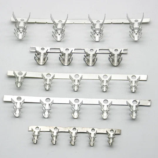 Sárgaréz krimpelhető saru csatlakozók Thumb