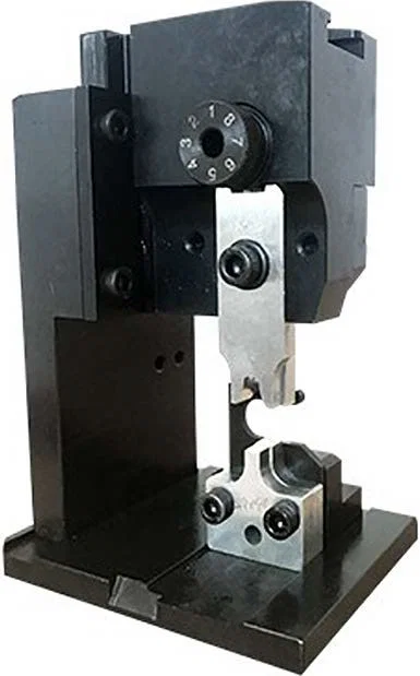 Sima U-alakú krimpelő présforma